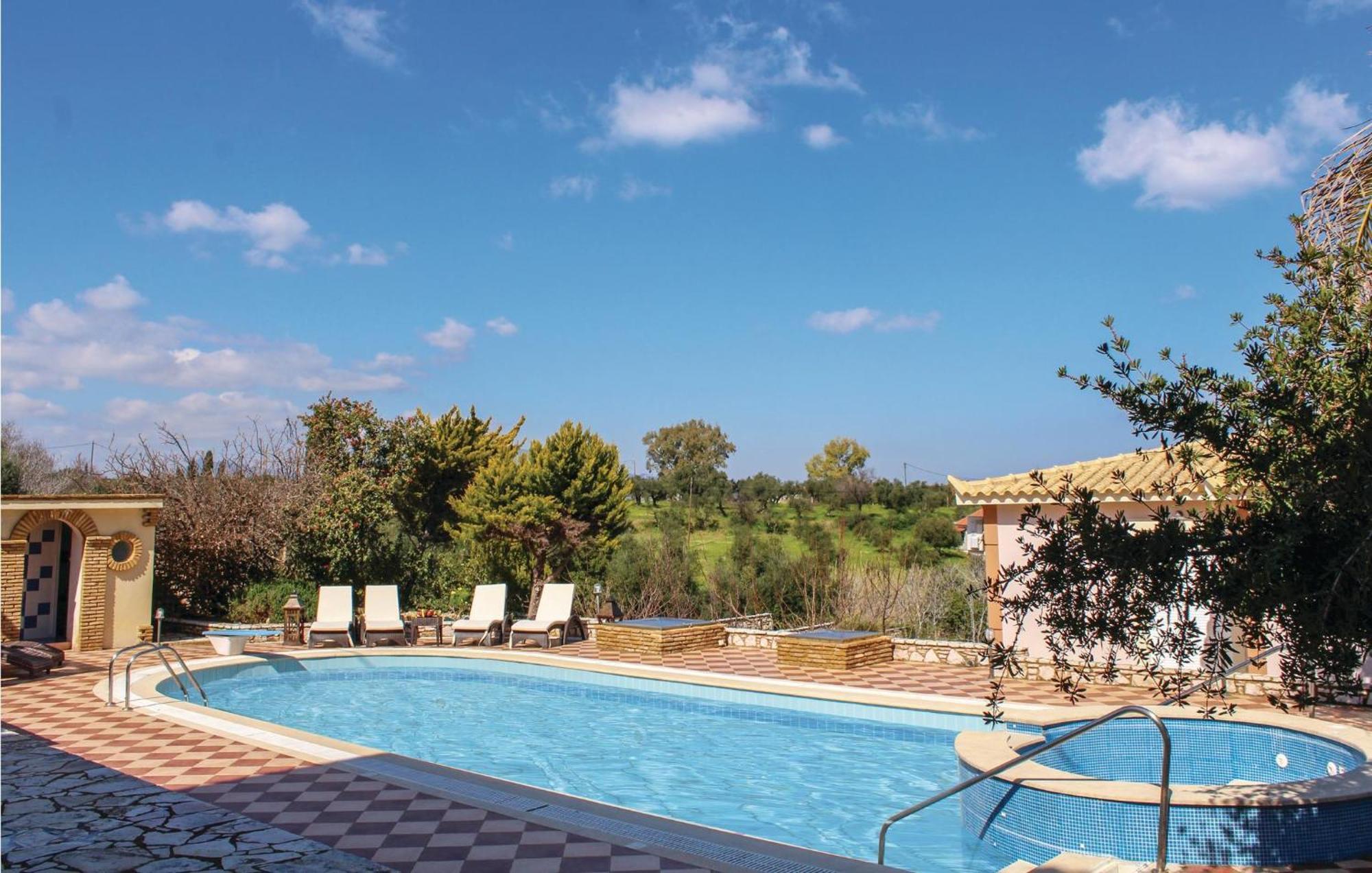 Amazing Home In Koroni With Wifi Koróni Exterior foto